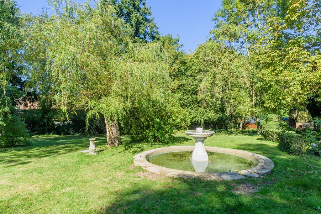 Domaine De Marguerite Bed & Breakfast